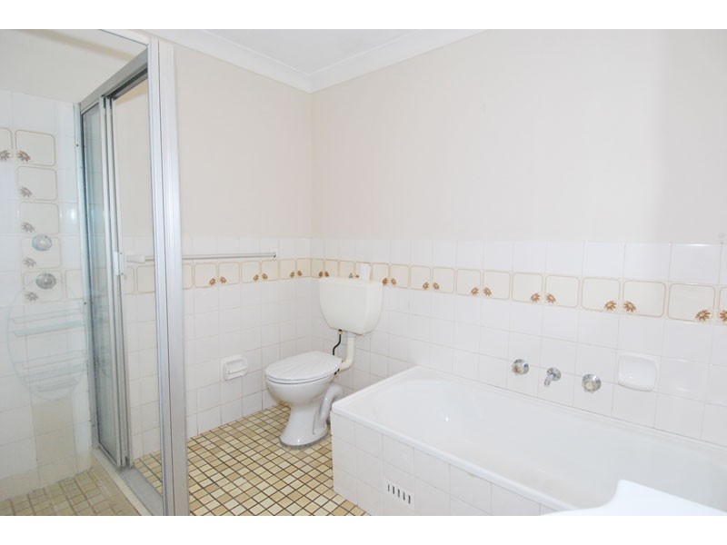 2/4 Railway Crescent, Jannali NSW 2226