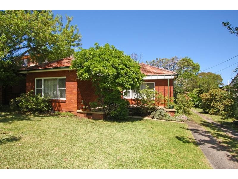 50 Johnston Avenue, Kirrawee NSW 2232