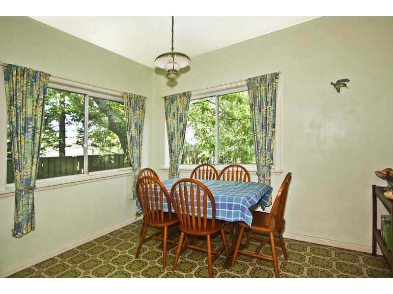 50 Johnston Avenue, Kirrawee NSW 2232