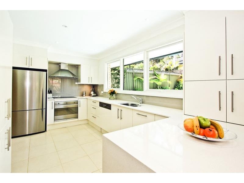 176 Garnet Road, Kirrawee NSW 2232