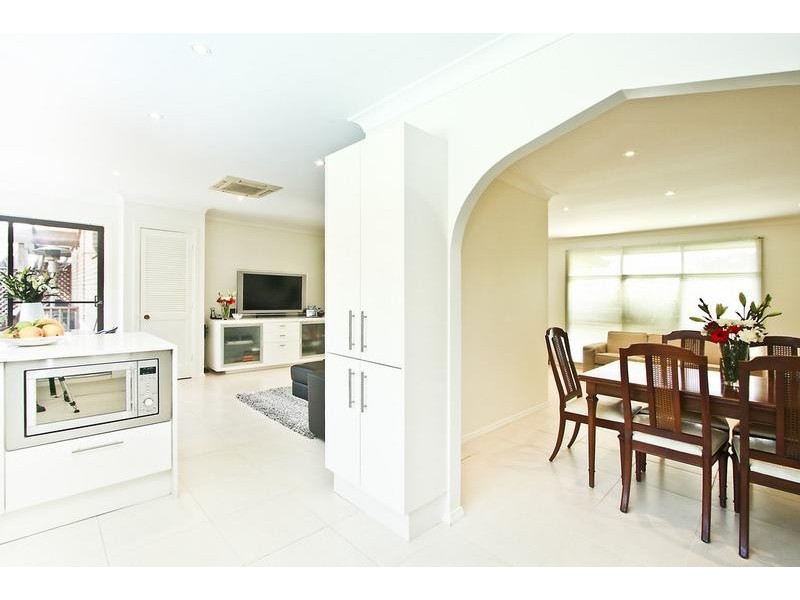 176 Garnet Road, Kirrawee NSW 2232