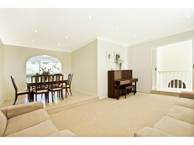176 Garnet Road, Kirrawee NSW 2232