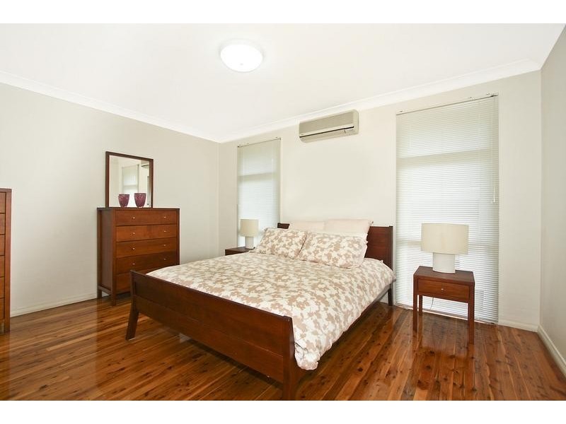 176 Garnet Road, Kirrawee NSW 2232