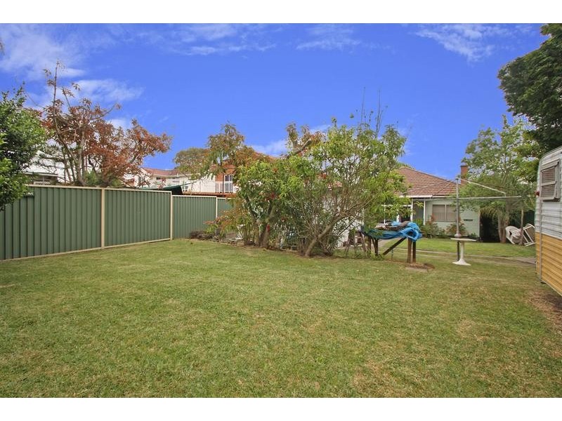 2 Roberts Street, Jannali NSW 2226