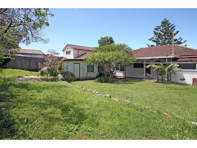 31 Magnolia Street, Kirrawee NSW 2232