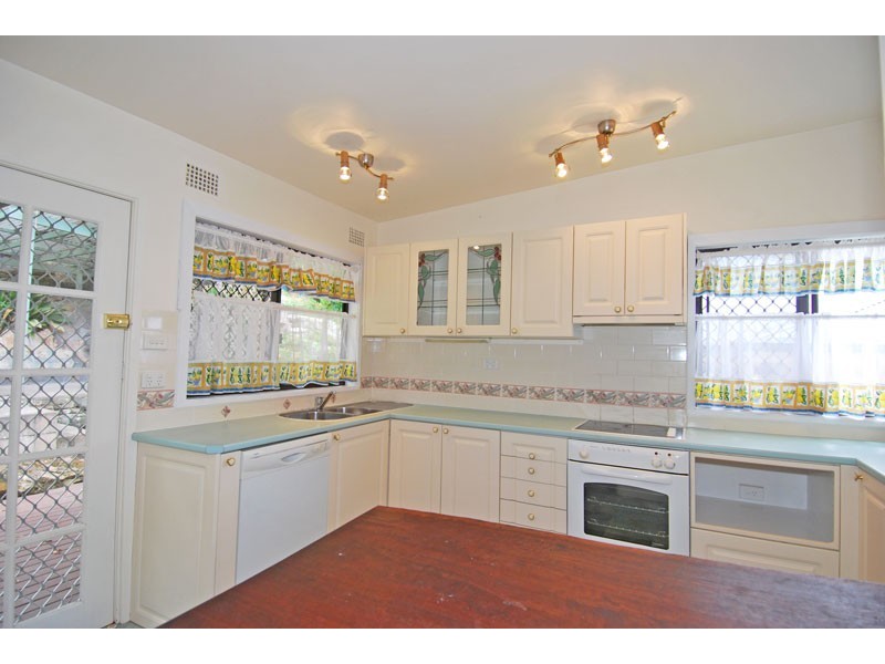 29 Tenth Avenue, Oyster Bay NSW 2225