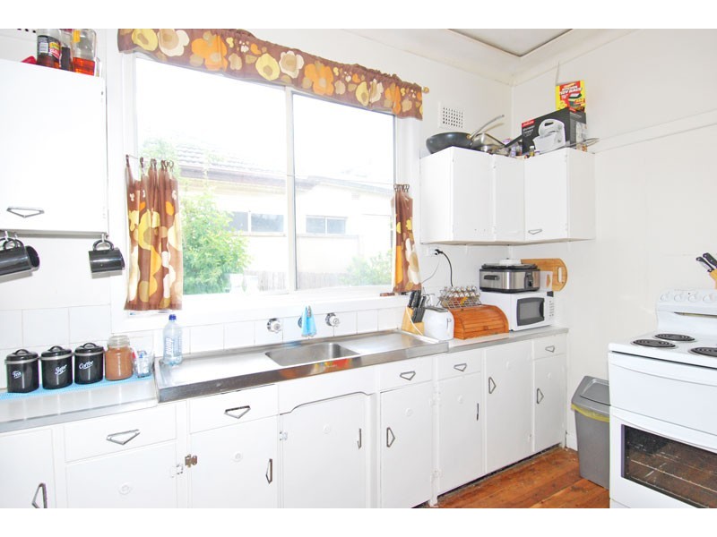 18 Edward Avenue, Miranda NSW 2228