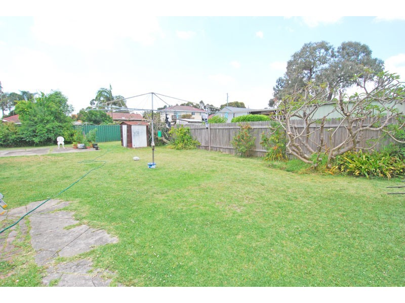 18 Edward Avenue, Miranda NSW 2228