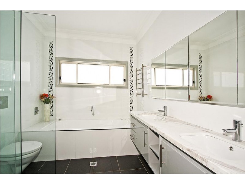 89 Mulyan Street, Como NSW 2226