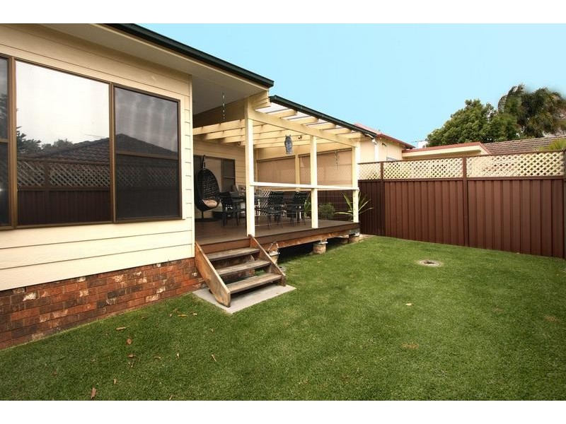 81 The Grand Parade, Sutherland NSW 2232
