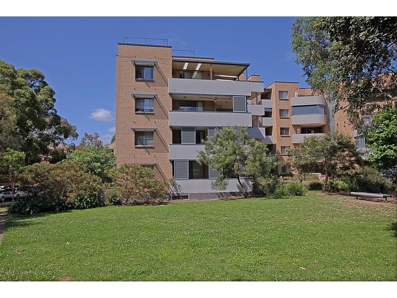 14/18-22 Gray Street, Sutherland NSW 2232