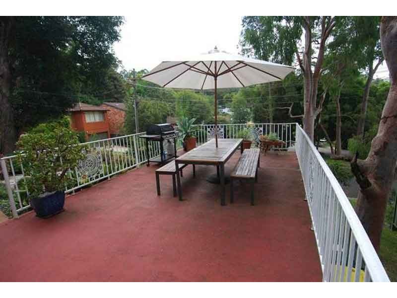 1 Currawang Place, Como NSW 2226