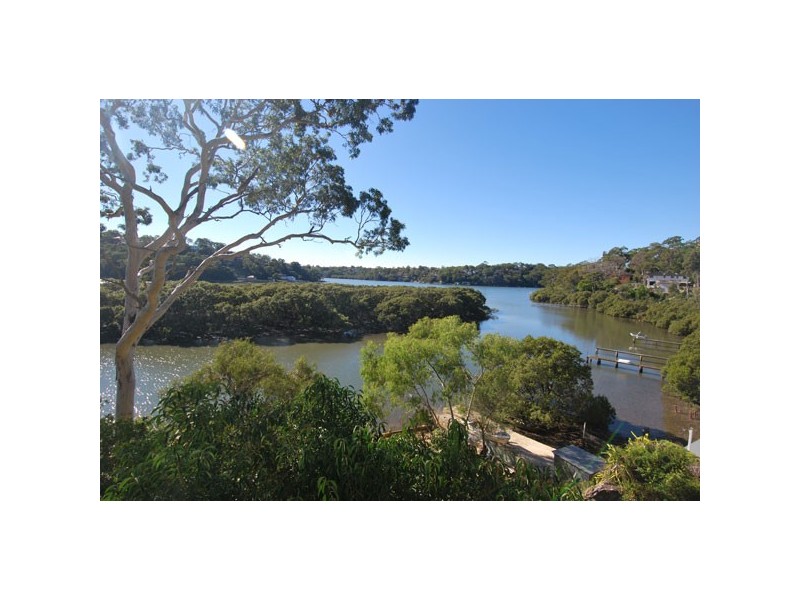 8 Fowler Road, Illawong NSW 2234