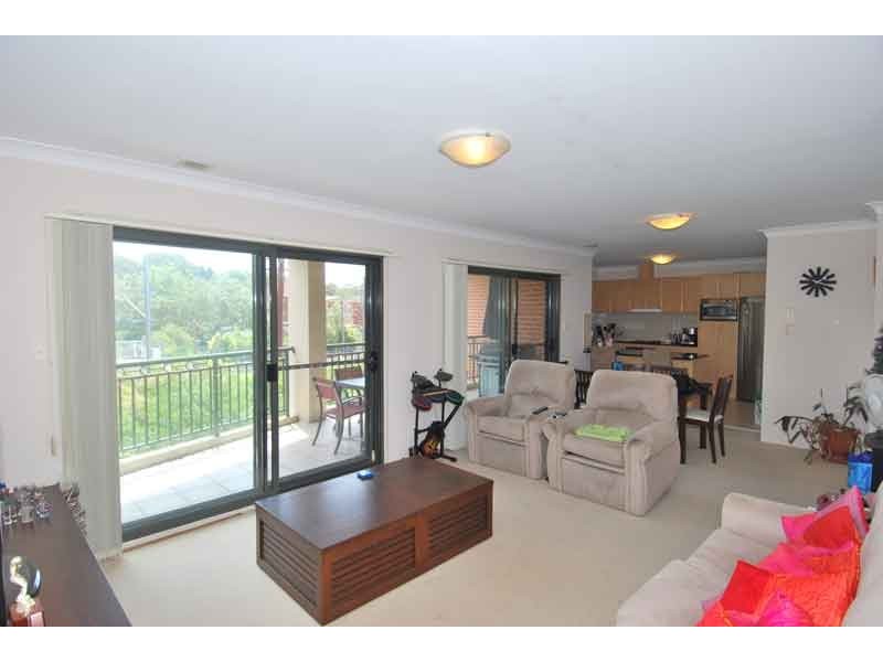 7/48-54 Railway Crescent, Jannali NSW 2226