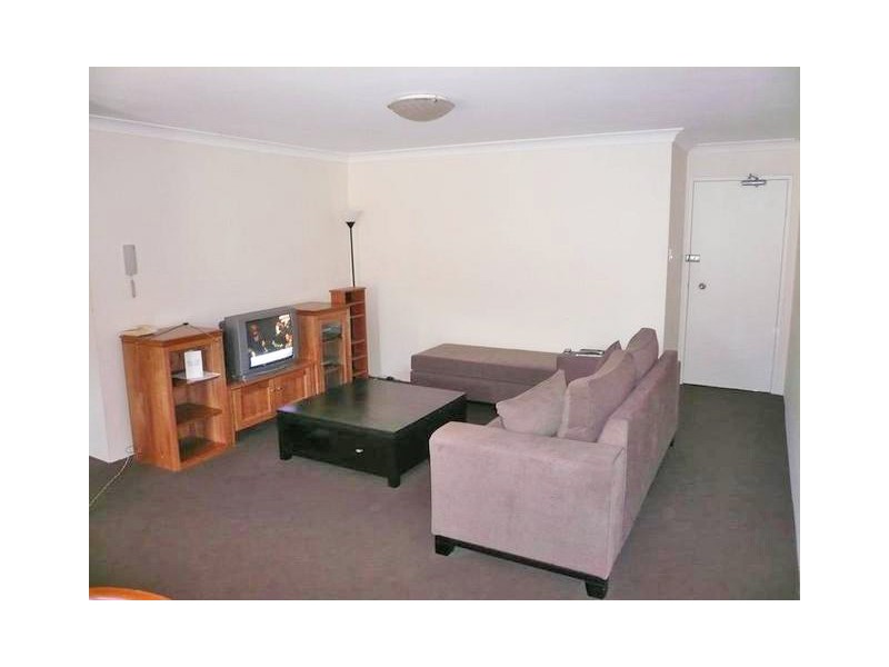 18/616 Princes Highway- Access via Flora Street, Kirrawee NSW 2232