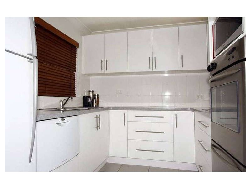 27/28-32 Railway Crescent, Jannali NSW 2226