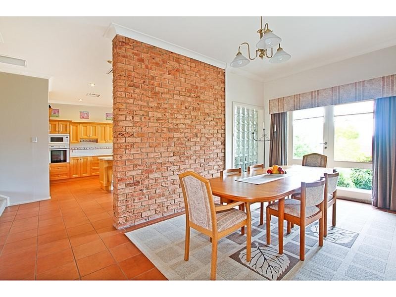 5 Kennedy Crescent, Bonnet Bay NSW 2226