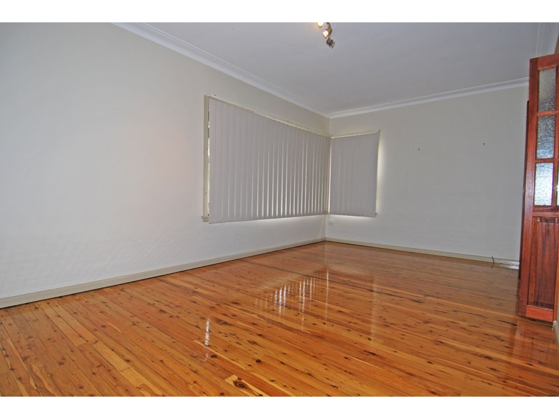 8 Banool Avenue, Kareela NSW 2232