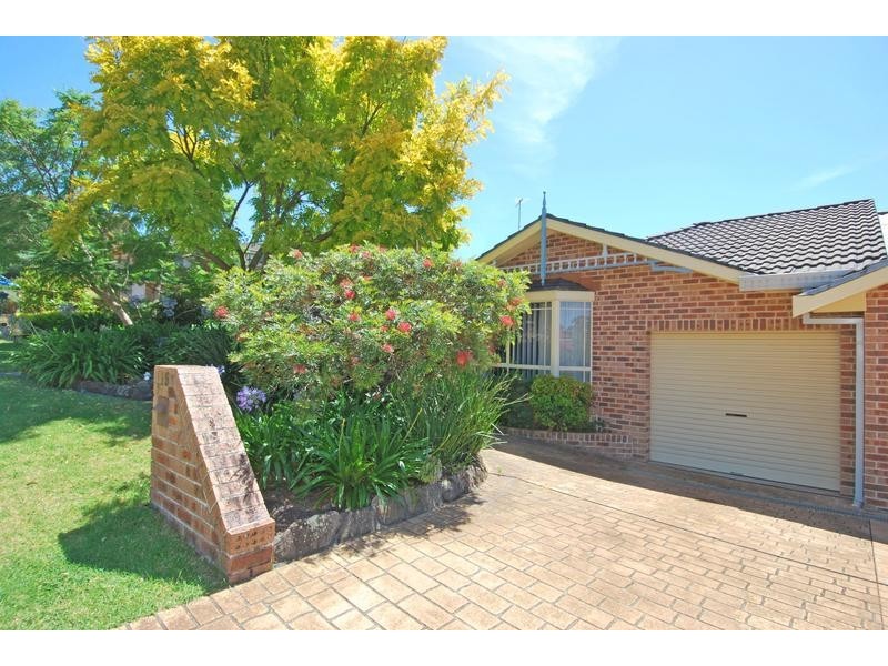15 Dinjerra Close, Bangor NSW 2234