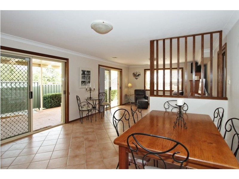 1 Evans Street, Como NSW 2226