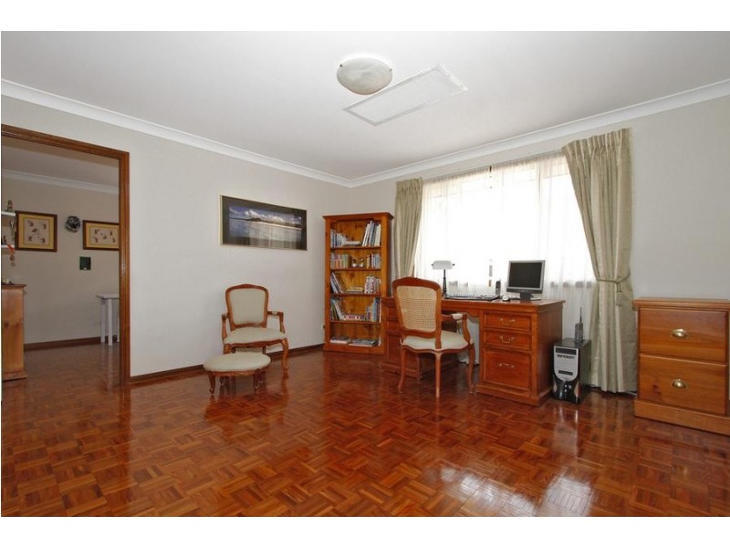 1 Evans Street, Como NSW 2226