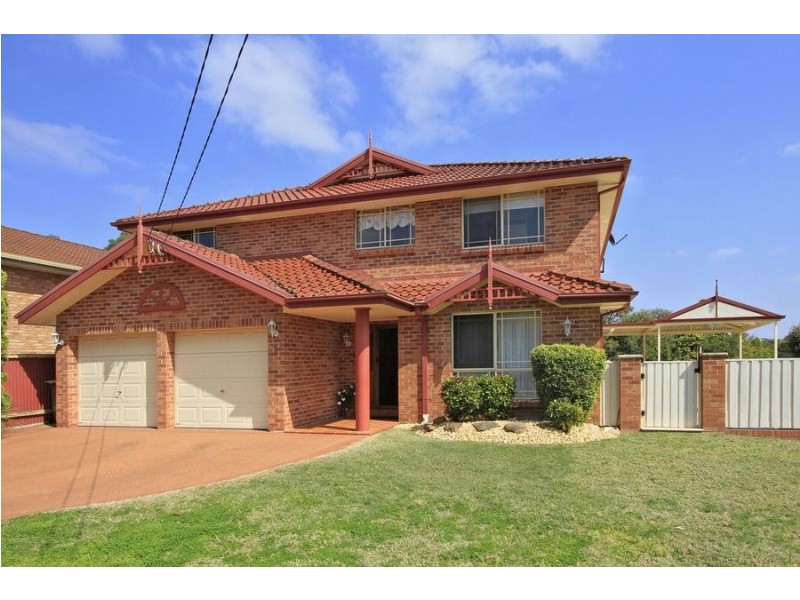 1 Evans Street, Como NSW 2226