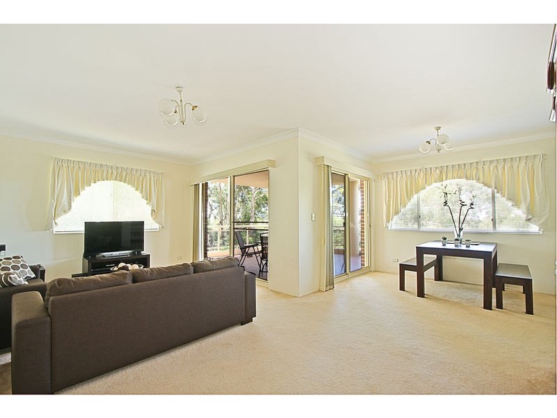 12/91 Acacia Road, Kirrawee NSW 2232