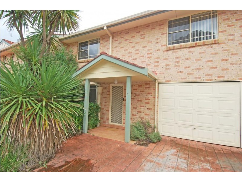 2/80-82 Flora Street, Kirrawee NSW 2232