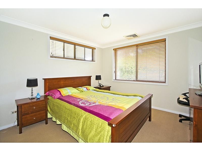 1 Novara Crescent, Como NSW 2226
