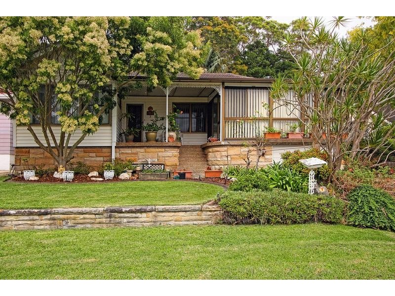 7 Linden Street, Sutherland NSW 2232