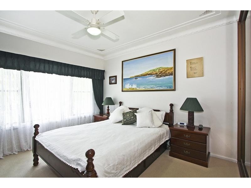 7 Linden Street, Sutherland NSW 2232