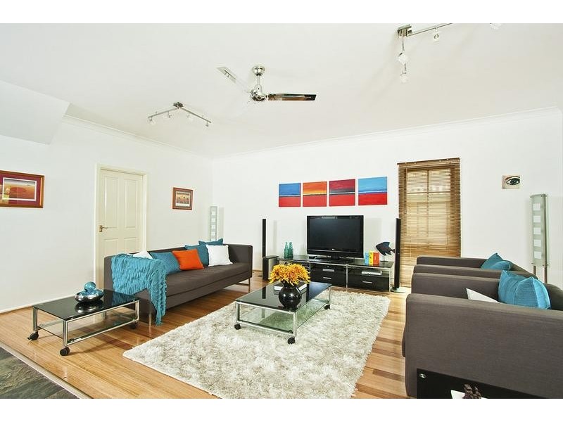172 Garnet Road, Kirrawee NSW 2232