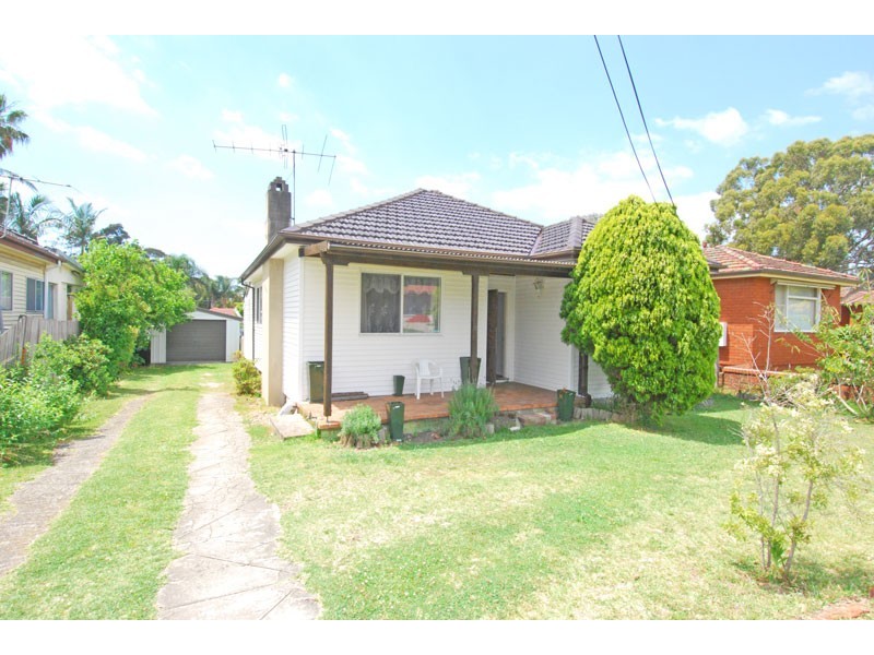 18 Edward Avenue, Miranda NSW 2228