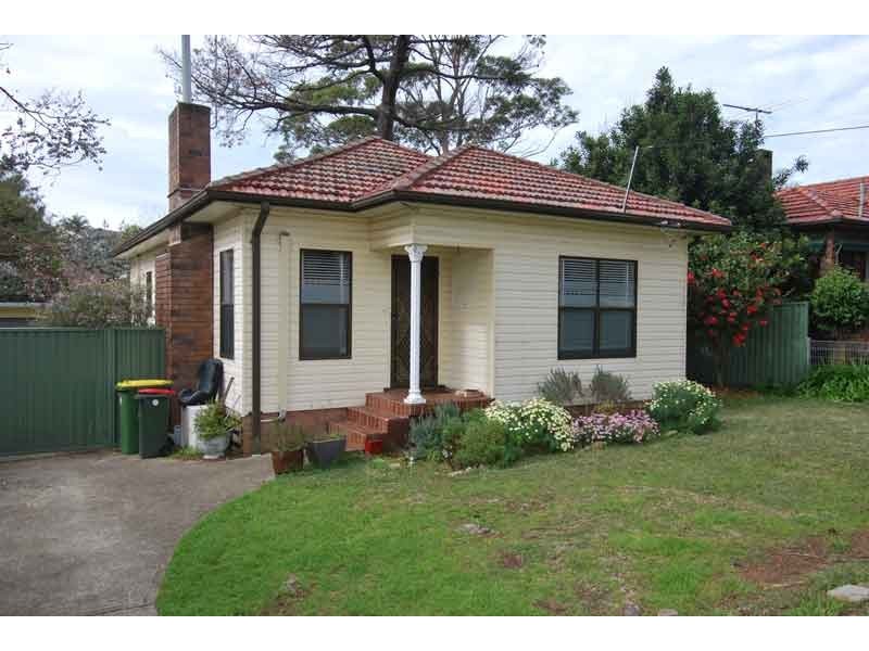 38 Oakwood Street, Sutherland NSW 2232