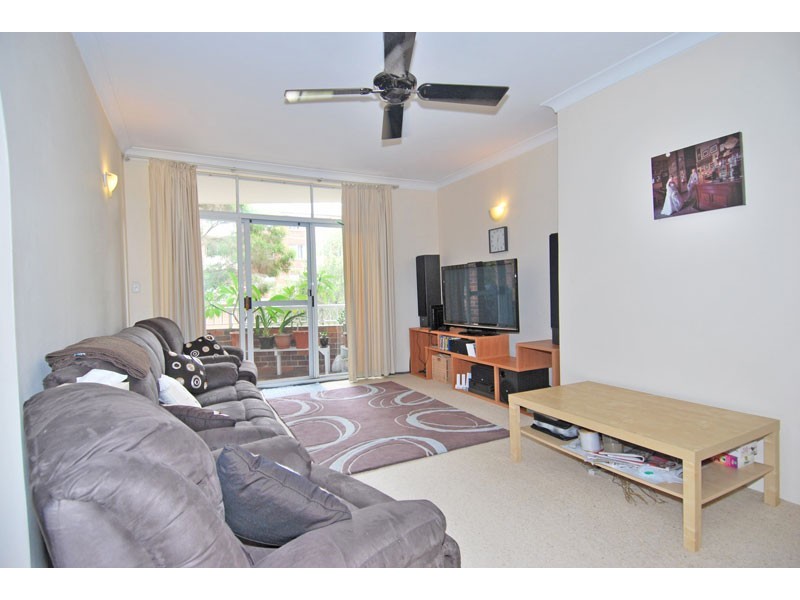 8/35 Talara Road, Gymea NSW 2227