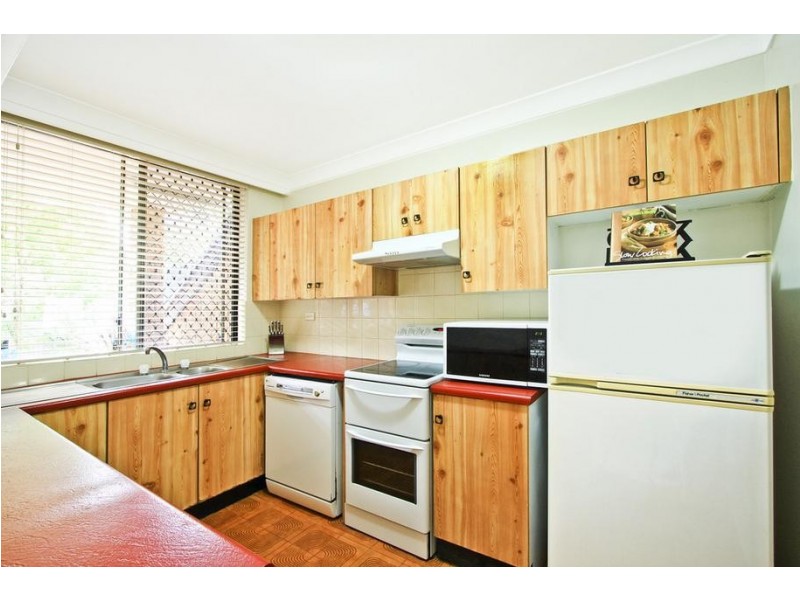 1/57 Auburn Street, Sutherland NSW 2232