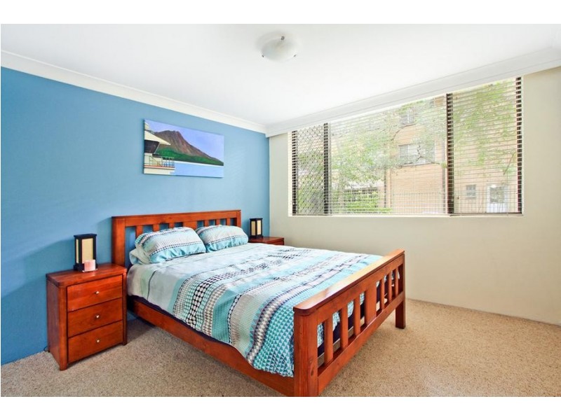 1/57 Auburn Street, Sutherland NSW 2232