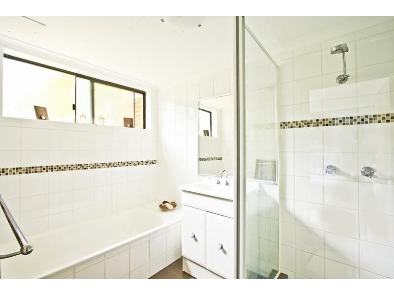 1/57 Auburn Street, Sutherland NSW 2232
