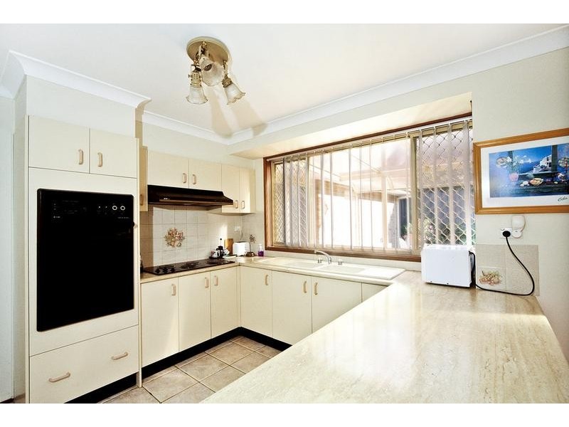 9 Binya Place, Como NSW 2226