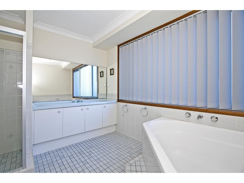 9 Binya Place, Como NSW 2226