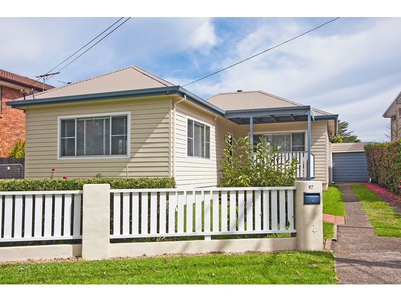 97 Wolger Street, Como NSW 2226