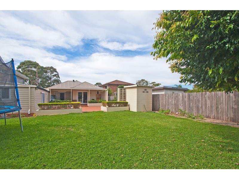 97 Wolger Street, Como NSW 2226