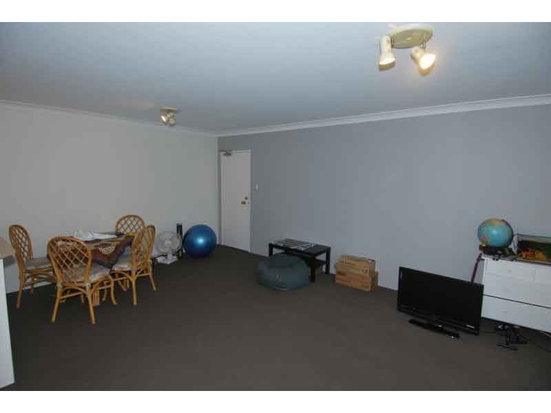 10/94-100 Flora Street, Sutherland NSW 2232