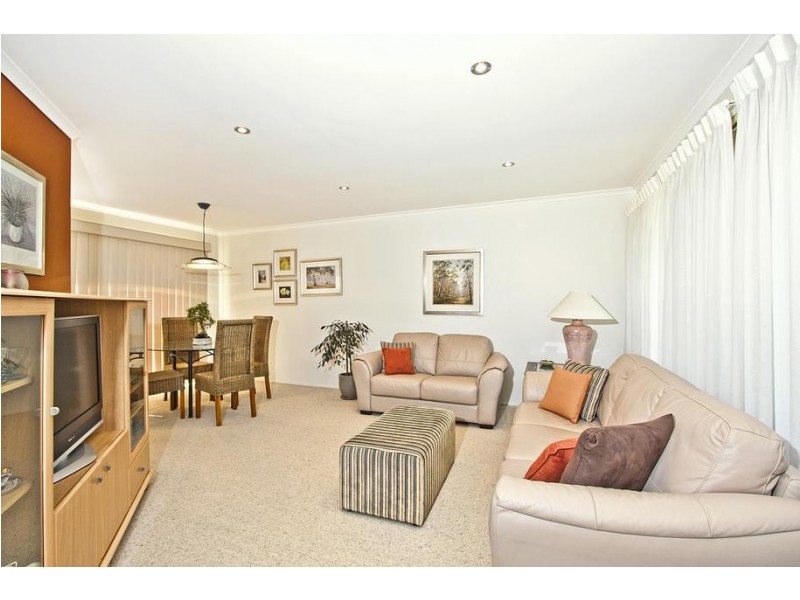 11 Binya Place, Como NSW 2226