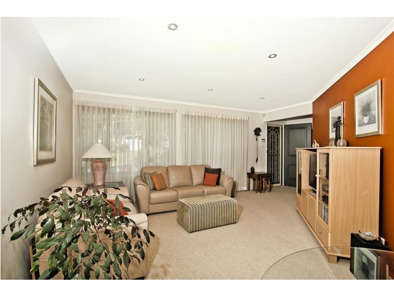 11 Binya Place, Como NSW 2226