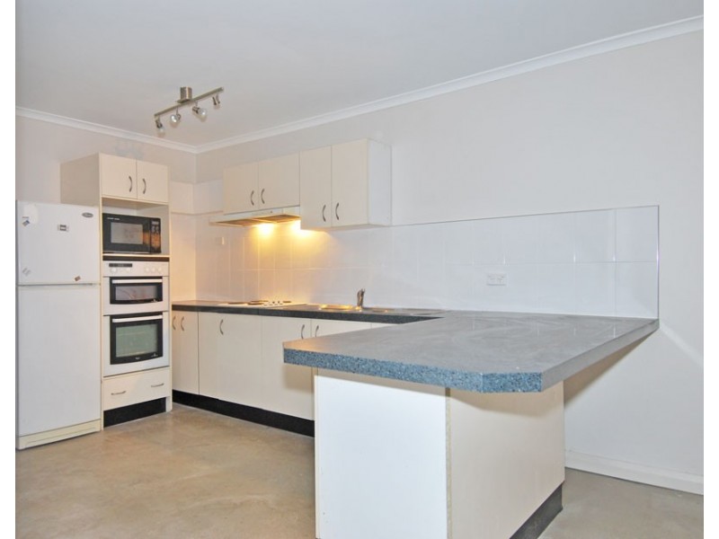 36/125 Oak Road, Kirrawee NSW 2232