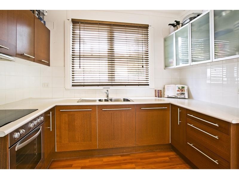 93 Oak Road, Kirrawee NSW 2232