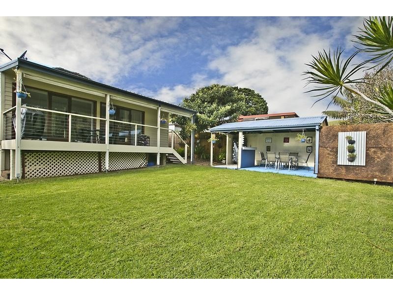 93 Oak Road, Kirrawee NSW 2232