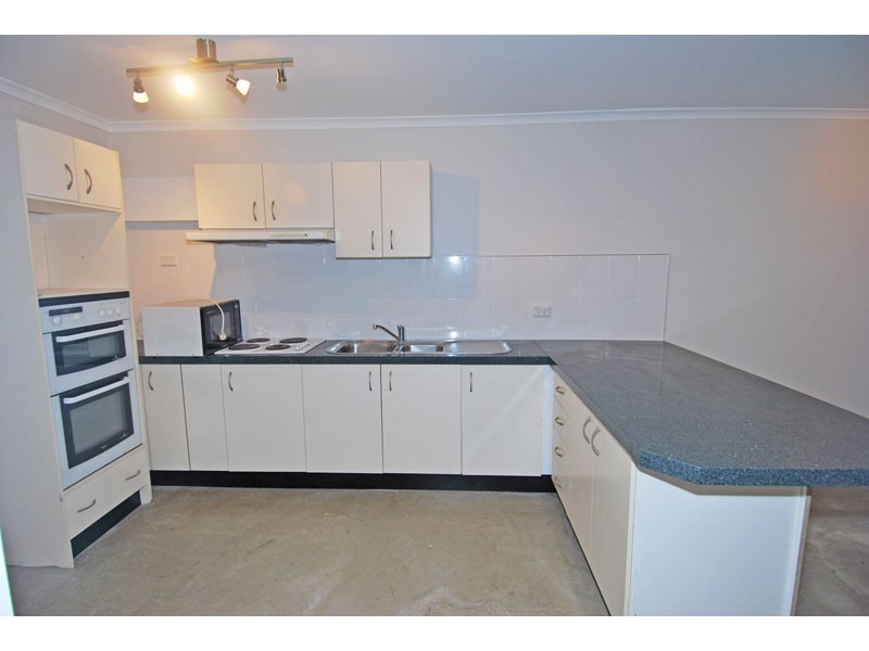 36/125 Oak Road, Kirrawee NSW 2232