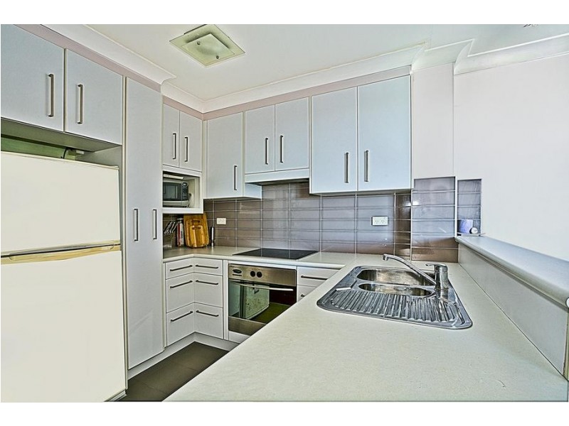 14/125 Oak Road, Kirrawee NSW 2232